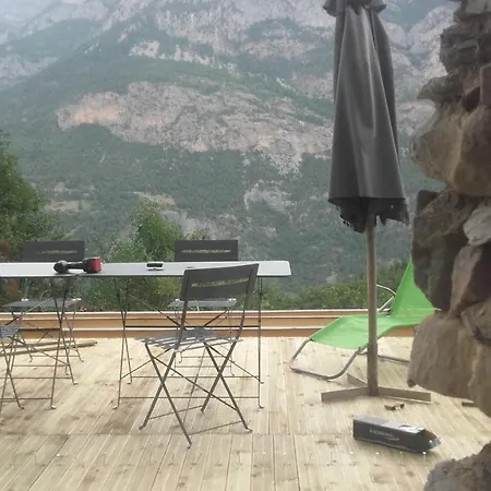 Oda ve Kahvaltı D'hotes Du Villaret